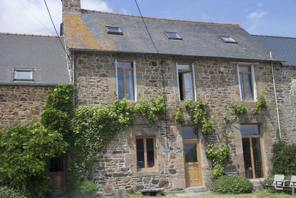 Chambres D'Hotes Ferme De La Baie โรส-โซร์-คูเอสน็อง ภายนอก รูปภาพ